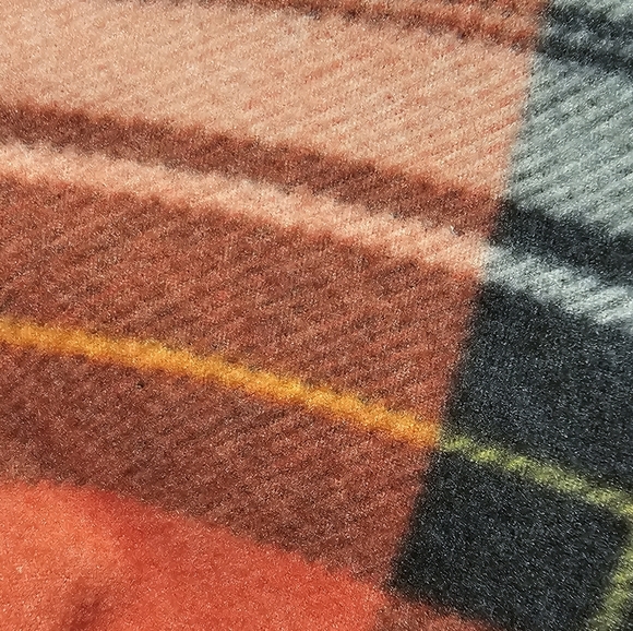 Womens XL Plaid Long Sleeved Shirt/Light Sweatshirt - Picture 3 of 3